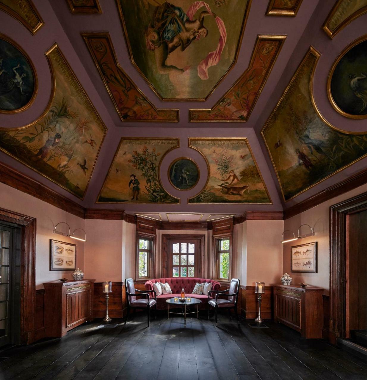 Monkey Island Estate - Small Luxury Hotels Of The World Bray Exterior photo The interior of the hotel