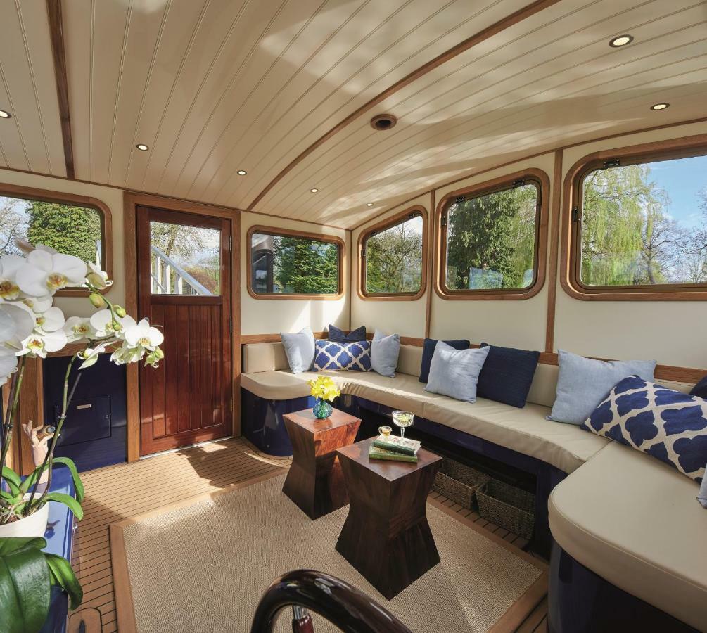 Monkey Island Estate - Small Luxury Hotels Of The World Bray Exterior photo The interior of a houseboat